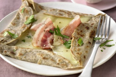 Galettes mit Le Gruyère AOP und Bacon