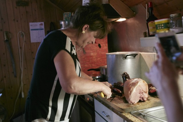 La Marie a toujours du pain sur la Planchette