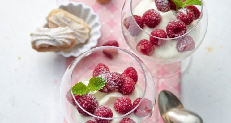 Crème au chocolat blanc aux framboises